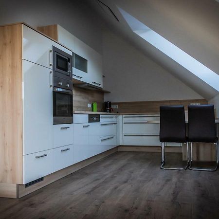 Landhaus Ferienwohnungen Mit Pool Und Wellness Neukirchen-Balbini Bagian luar foto